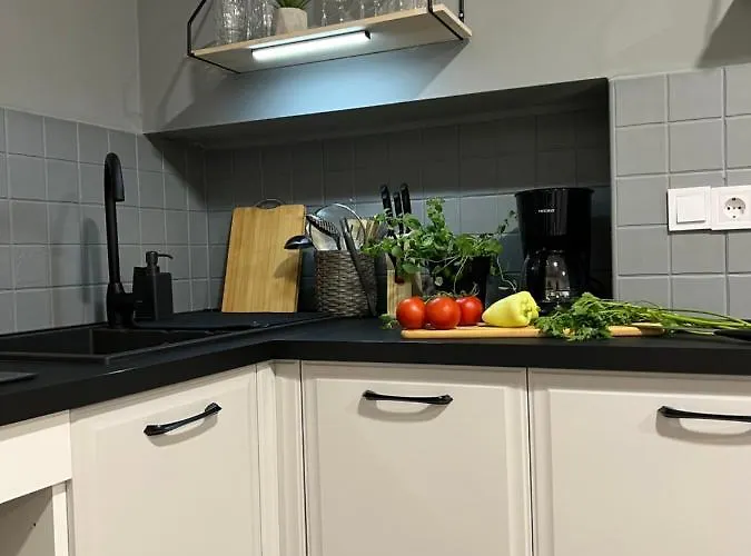 Cinderella With Free Parking Pula